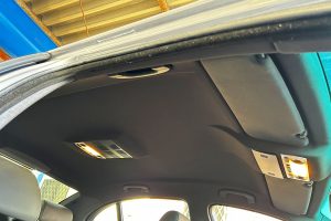 ＢＭＷ５シリーズ天井張り替え