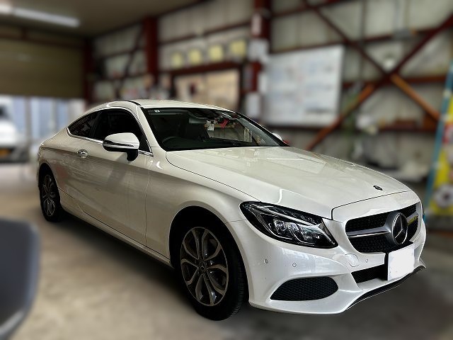 ベンツＣクラスクーペ(C205)の天井張り替え　天井防音断熱｜千葉県・東京・神奈川・埼玉